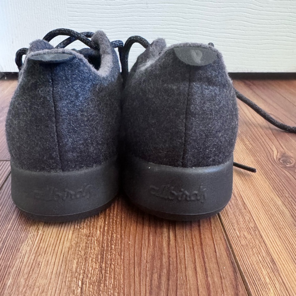 Allbirds Women's Wool Runner Merino Wool Size 9 Charcoal Gray Black - Picture 6 of 8